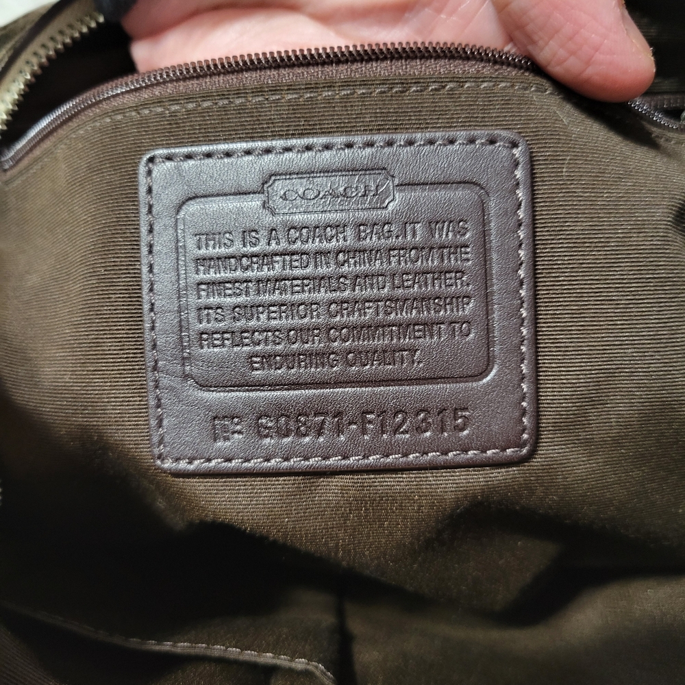 Elegant Tan Patchwork Shoulder Bag - Picture 5 of 5